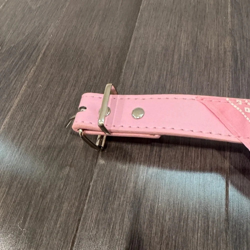 NWOT Female Dog Pet Stylish Pink Bandana Dog Collar for Medium to Large Dog